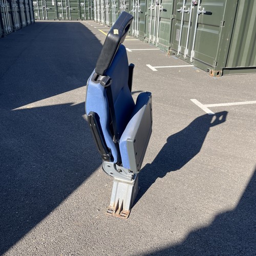 Folding swivel single seat - folding,