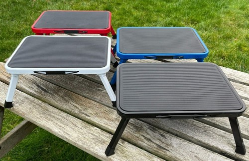 Ultra compact folding step - compact,