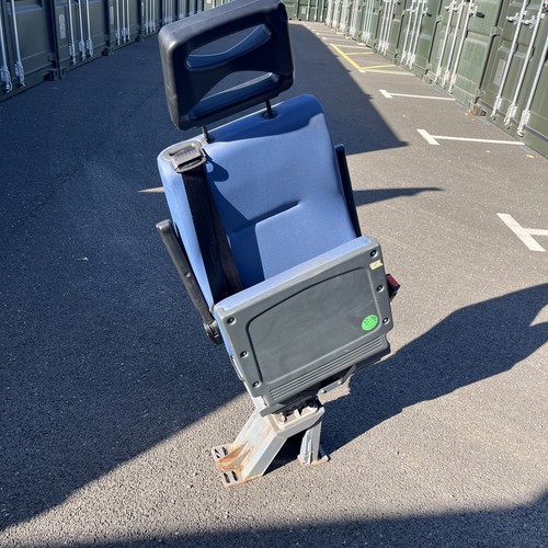 Folding swivel single seat - folding,