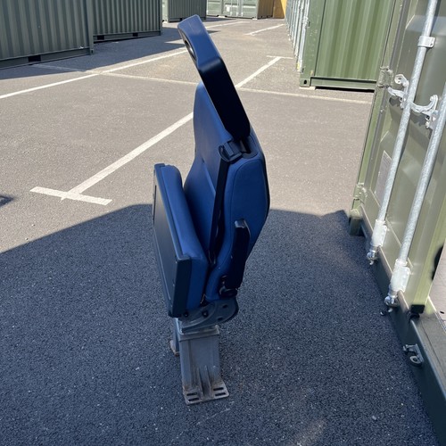 Folding swivel single seat - folding,